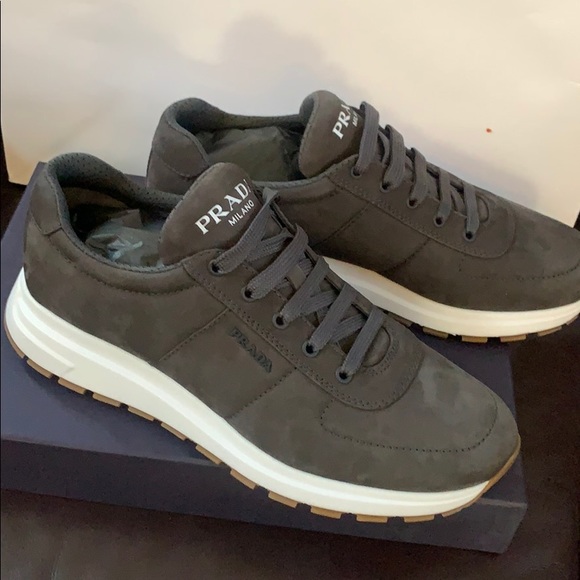 Prada Men’s Sneakers, Mint Condition, Box not Included, EU 9.5, US 10.5 - Picture 2 of 5